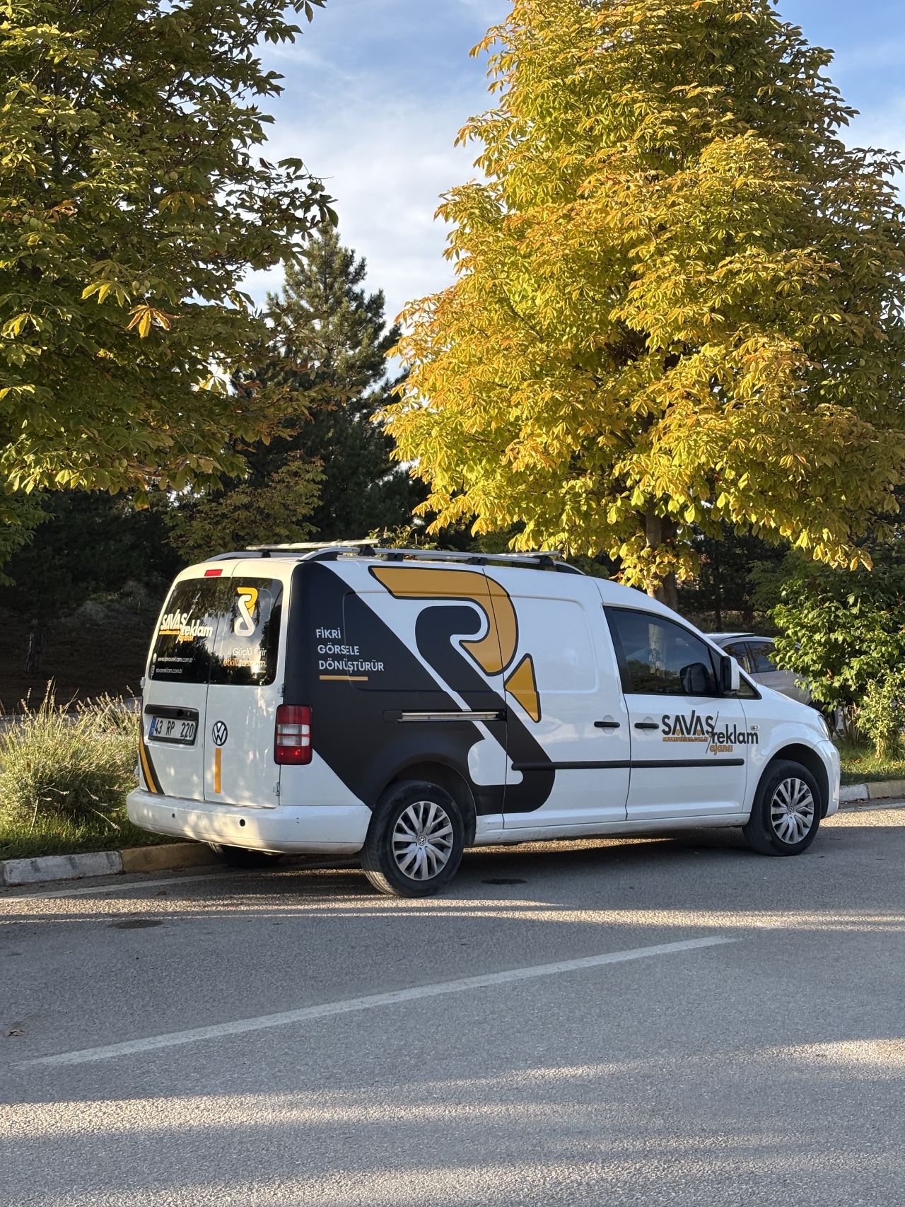 Savaş Reklam kapak fotoğrafı